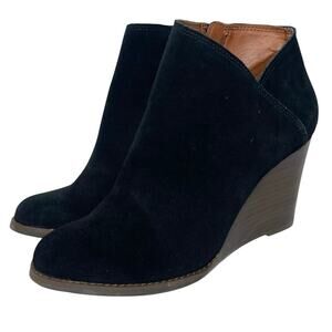 LUCKY BRAND Women’s Yakeena Black Suede Wedge Ankle Boot size 8